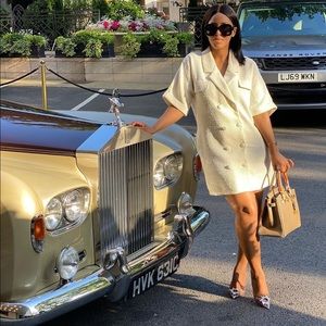 ❤️‍🔥 BLOGGER FAVE Brand New Zara Textured Cream Tuxedo Shirt Dress 💗